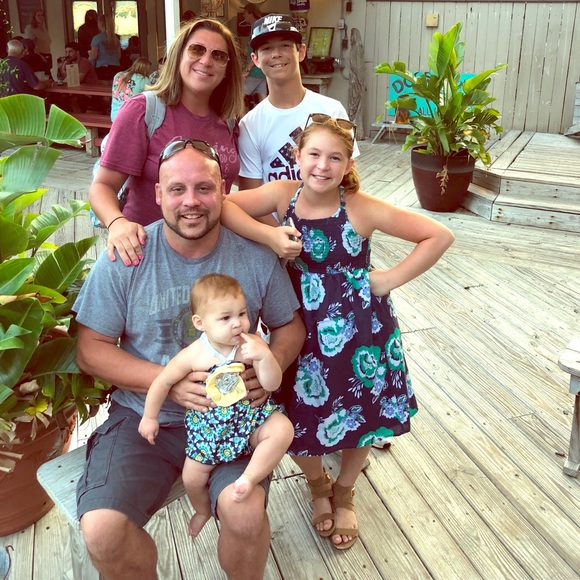 Meet your Posher, Michelle - Picture 1 of 1